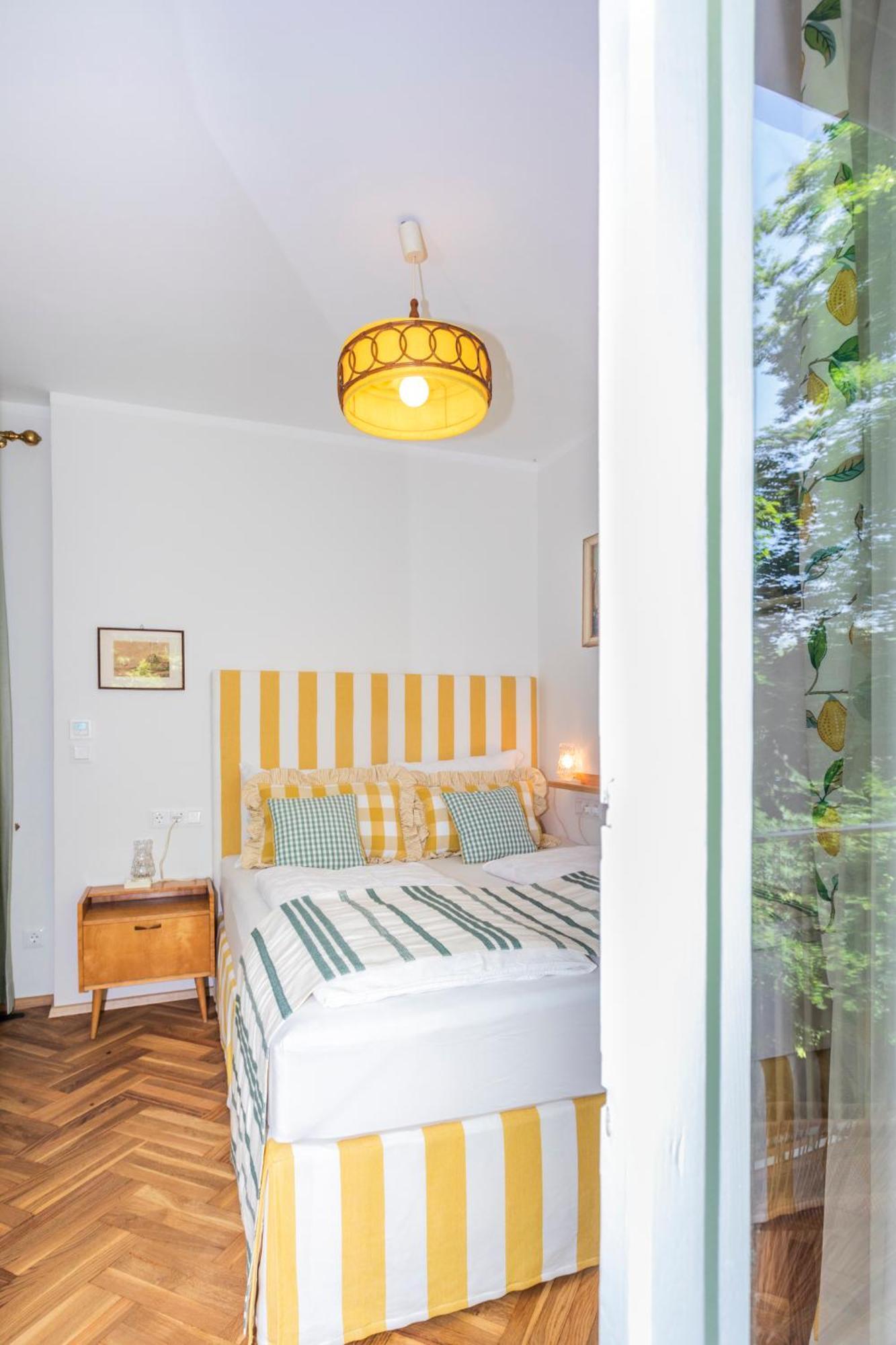 Gaestehaus Wallner Фельден-ам-Вёртер-Зе Экстерьер фото